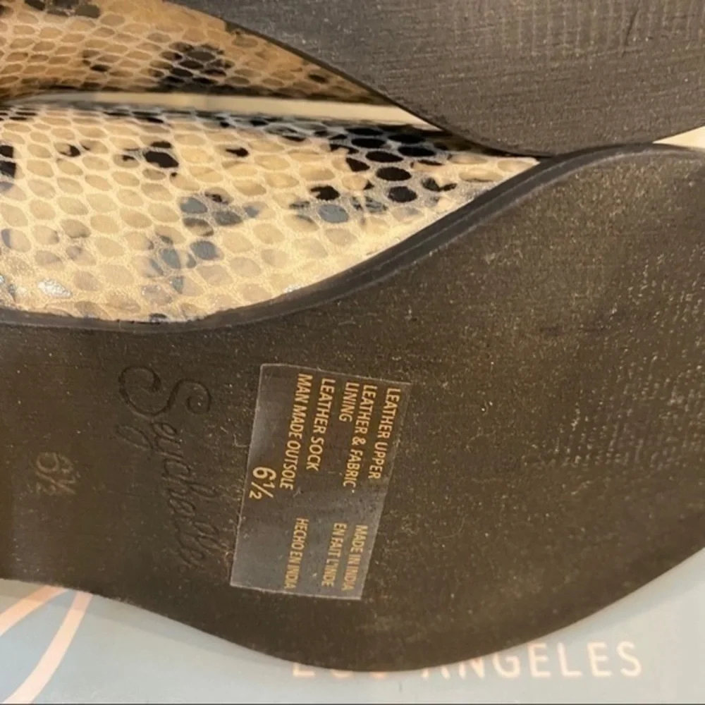 Seychelles Ankle Bootie in imprinted python - Picture 10 of 16